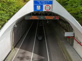 Foto da entrada do Túnel do Morro do Boi