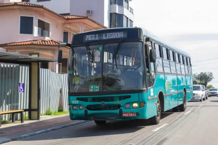 transporte coletivo São José Foto de ônibus simbolizando o transporte coletivo de São José