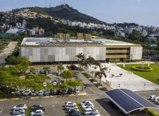 AXIA Energia abre vagas de estágio em Santa Catarina Foto da sede regional Florianópolis Axia Energia