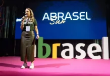 Florianópolis recebe 4ª edição do Abrasel Summit em outubro Juliana Débastiani, presidente da Abrasel SC, durante edição do Abrasel Summit em Florianópolis.