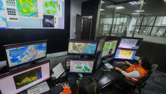 defesa-civil-el-nino-1200x675 Meteorologistas da Defesa Civil de Santa Catarina monitoram dados sobre o El Niño e as condições do tempo no estado.