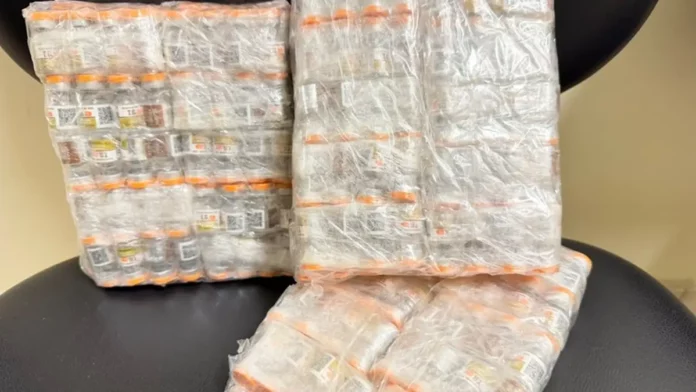 medicamento-emagrecimento-1200x675 Pacotes com ampolas de medicamento para emagrecimento apreendidas durante fiscalização na BR-101, em Paulo Lopes.