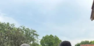 Policiais durante Operação Swatting