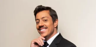 Renato Albani, que apresenta o espetáculo de stand-up “Salve-se Quem Puder” em Criciúma e São José, Santa Catarina, nos dias 23 e 24 de outubro.