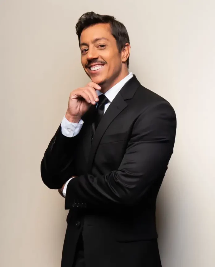 Renato Albani Renato Albani, que apresenta o espetáculo de stand-up “Salve-se Quem Puder” em Criciúma e São José, Santa Catarina, nos dias 23 e 24 de outubro.