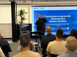 Apresentação do Atlas Floripa durante evento da Prefeitura de Florianópolis, que lançou a plataforma para reunir dados públicos e comparar indicadores da Capital com outras cidades brasileiras.