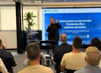 Apresentação do Atlas Floripa durante evento da Prefeitura de Florianópolis, que lançou a plataforma para reunir dados públicos e comparar indicadores da Capital com outras cidades brasileiras.