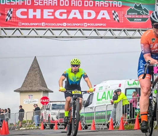 Serra do Rio do Rastro será interditada na manhã deste domingo Ciclistas participam do Desafio Serra do Rio do Rastro, competição que provoca a interdição da SC-390 entre Lauro Müller e Bom Jardim da Serra.