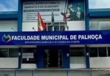 Último dia para se inscrever no vestibular da Faculdade Municipal de Palhoça Fachada da Faculdade Municipal de Palhoça (FMP), que oferece 162 vagas em quatro cursos superiores gratuitos no vestibular 2027.
