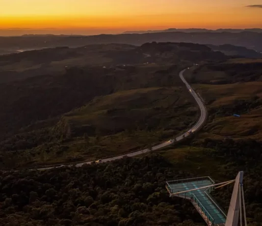 Paisagem da Serra catarinense ao amanhecer ilustra a previsão de temperaturas abaixo de zero e possibilidade de geada em Santa Catarina.